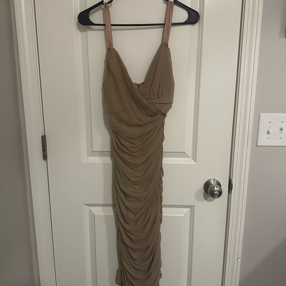 Women’s Tan Solid Ruched Mesh Bodycon Dress - Picture 4 of 4